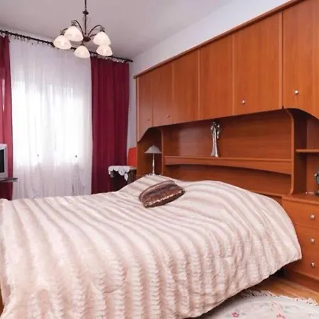 Nice With Pool And Jacuzzi Near Split Villa